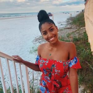 Meet your Posher, Jade